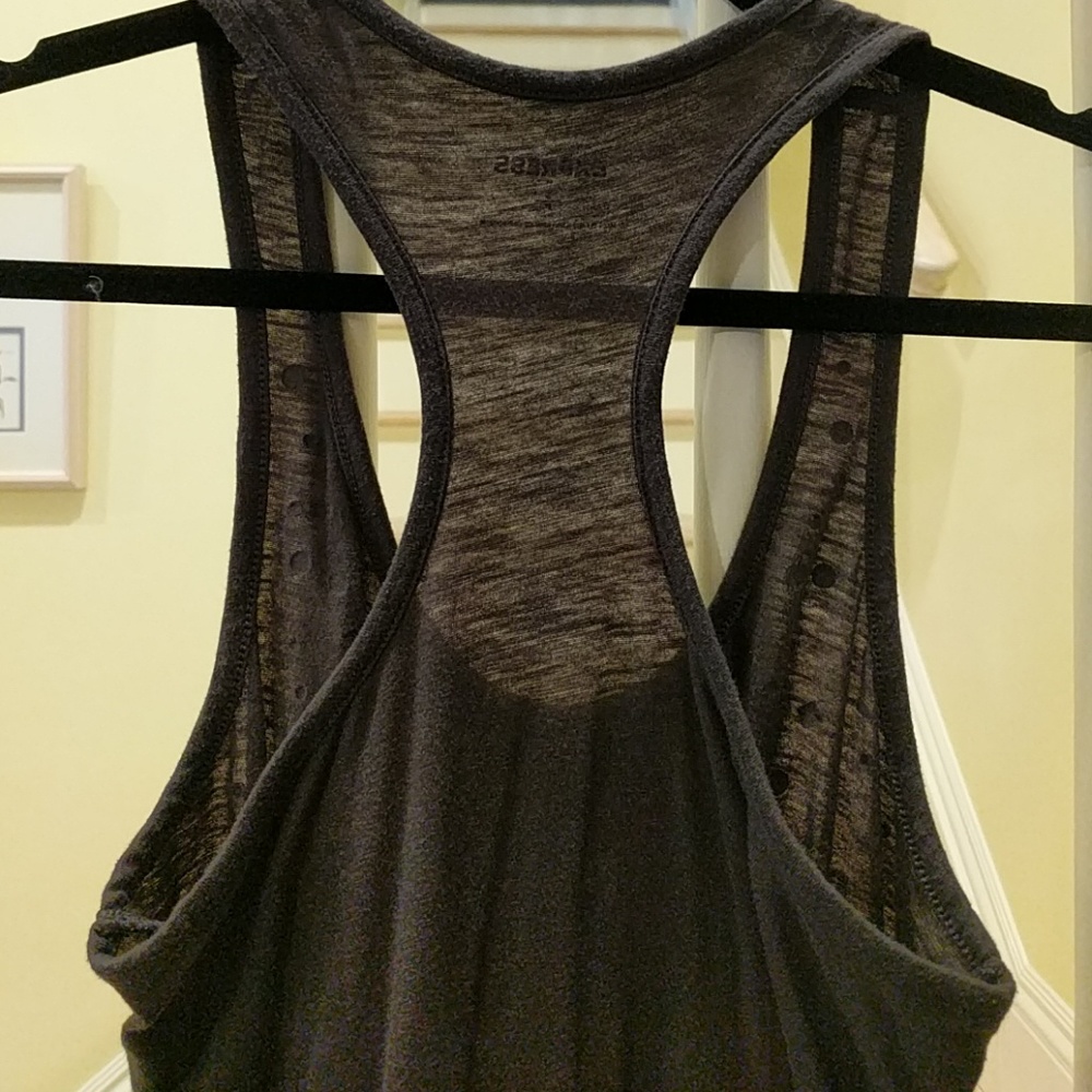 Express Razorback Lip Tank - Picture 3 of 3